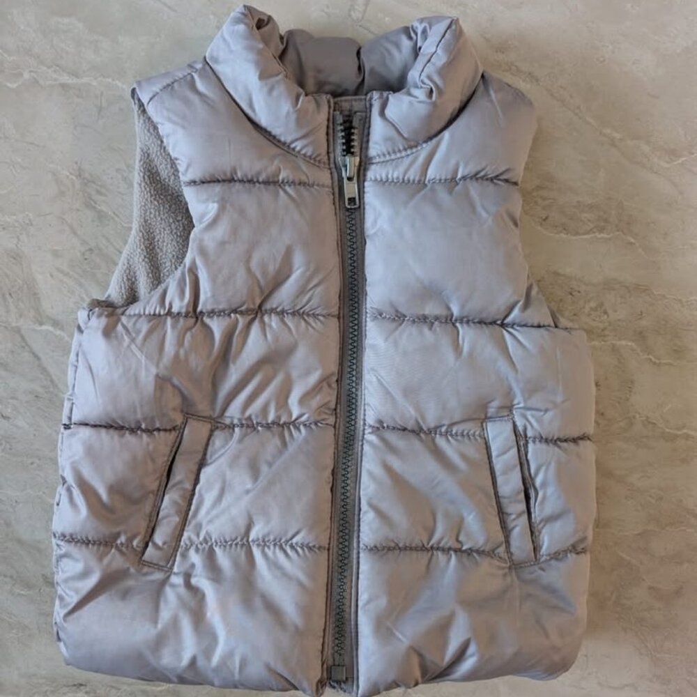 Old Navy Frost-Free Puffer Vest, Size 18-24 Months